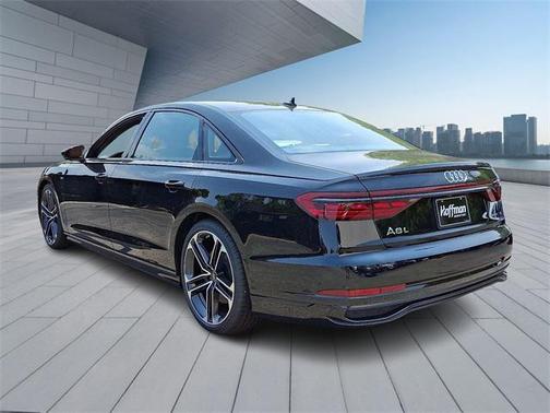 2025 Audi A8 L 55 TFSI quattro Tiptronic