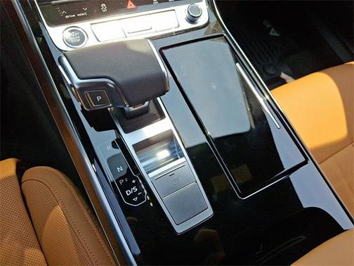 2025 Audi A8 L 55 TFSI quattro Tiptronic