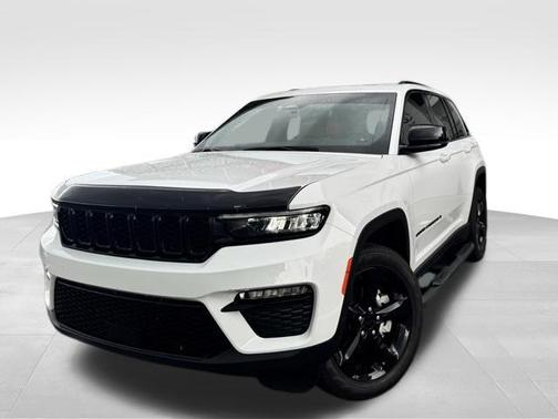 Bright White Clearcoat 2025 Jeep Grand Cherokee Limited