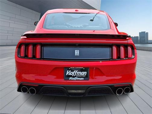 2017 Ford Shelby GT350 Base