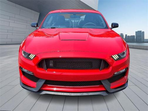 2017 Ford Shelby GT350 Base