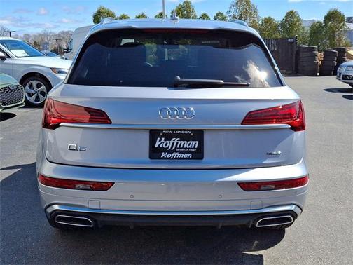 2022 Audi Q5 45 S line Premium