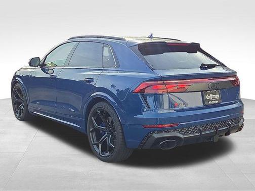 9w9w 2026 Audi RS Q8 4.0T