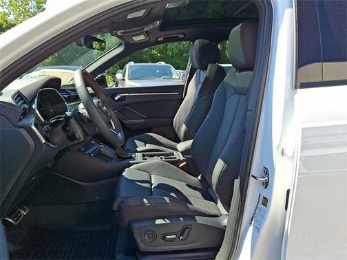 2025 Audi Q3 45 S line Premium Plus