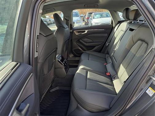 2026 Audi A6 Premium Plus quattro S tronic