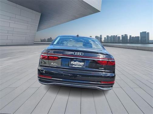 2022 Audi A8 L 55 TFSI quattro Tiptronic