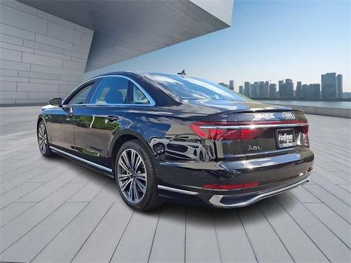 2022 Audi A8 L 55 TFSI quattro Tiptronic