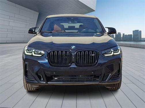 2025 BMW X4 M40i