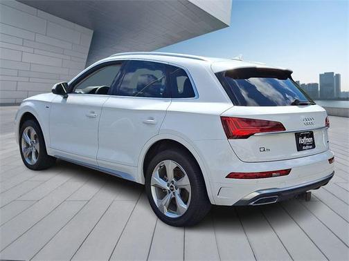 2023 Audi Q5 45 S line Premium Plus