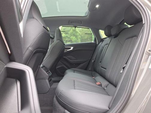 2025 Audi A5 Premium Plus TFSI quattro S tronic