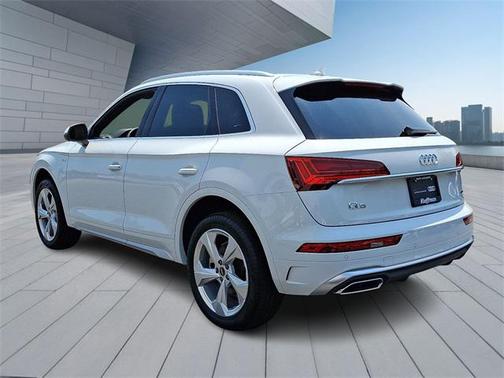 2025 Audi Q5 45 S line Premium Plus