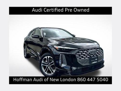 Mythos Black Metallic 2025 Audi Q5 Premium TFSI quattro S tronic