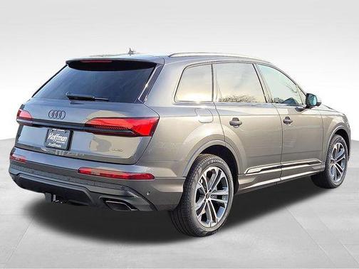 3m3m 2026 Audi Q7 45 Premium