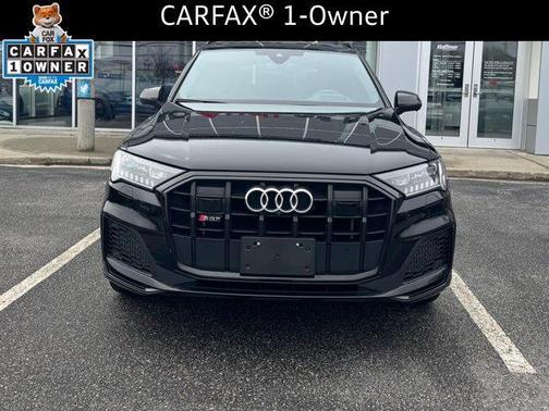 Mythos Black Metallic 2024 Audi SQ7 4.0T Prestige