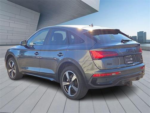 2023 Audi Q5 45 S line Premium Plus