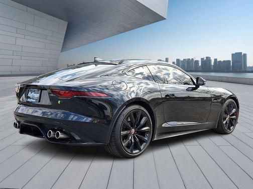 2023 Jaguar F-TYPE R AWD Automatic