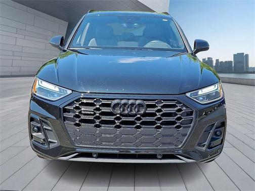 2024 Audi Q5 45 S line Premium
