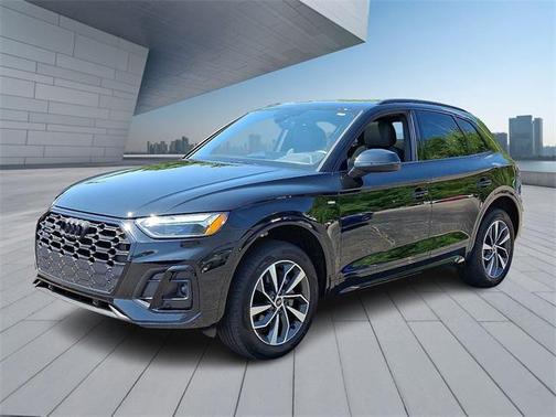 2024 Audi Q5 45 S line Premium