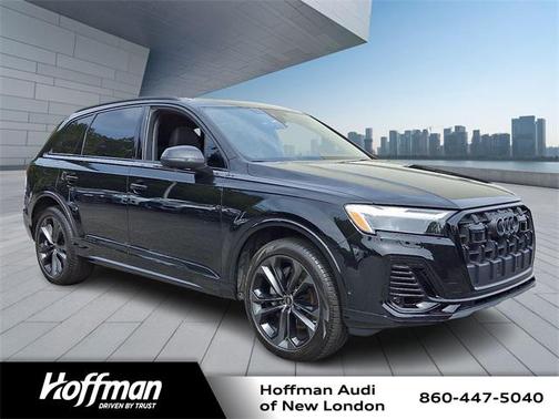 2025 Audi Q7 55 Premium Plus