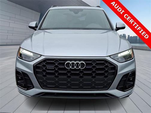 2025 Audi Q5 45 S line Premium