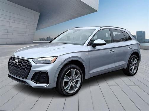 2025 Audi Q5 45 S line Premium