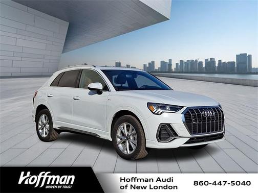 2025 Audi Q3 Premium 45 TFSI S line quattro Tiptronic