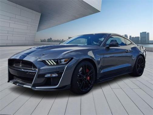 2022 Ford Shelby GT500 Base