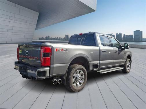 2023 Ford F-350 Lariat