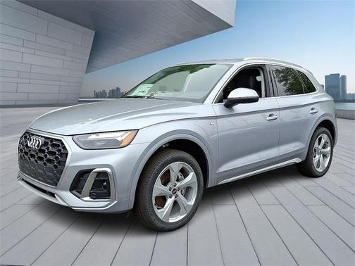 2025 Audi Q5 45 S line Premium Plus