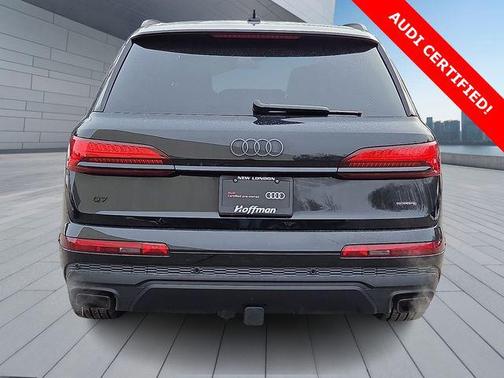 2025 Audi Q7 55 Prestige