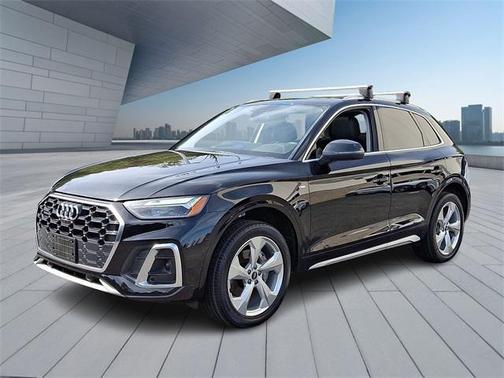 2023 Audi Q5 45 S line Premium Plus
