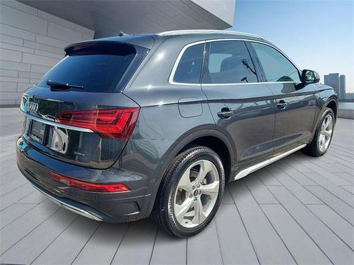 2021 Audi Q5 45 Premium Plus