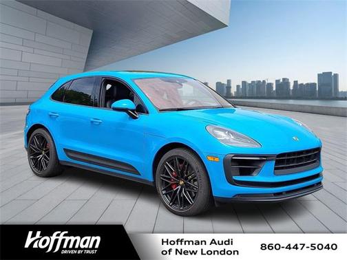 2022 Porsche Macan Base
