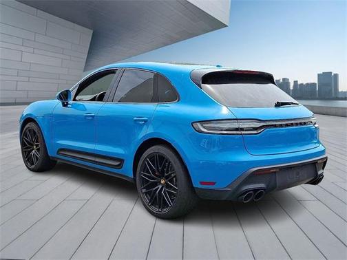 2022 Porsche Macan Base