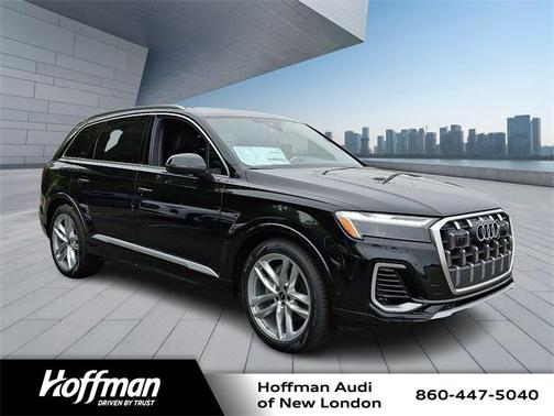2025 Audi Q7 55 Premium Plus
