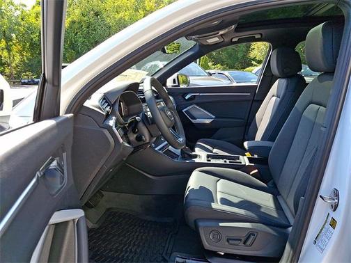 2025 Audi Q3 Premium 45 TFSI S line quattro Tiptronic