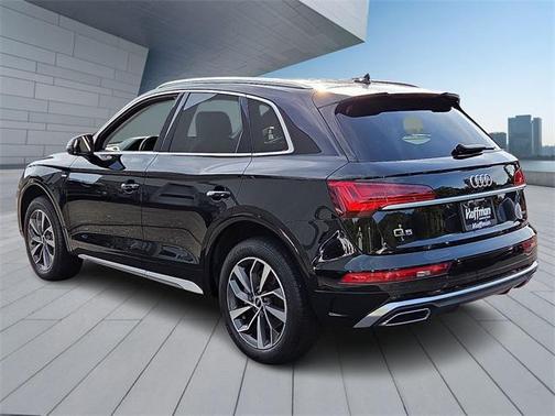 2023 Audi Q5 45 S line Premium Plus