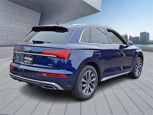 2023 Audi Q5 45 S line Premium