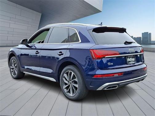2023 Audi Q5 45 S line Premium