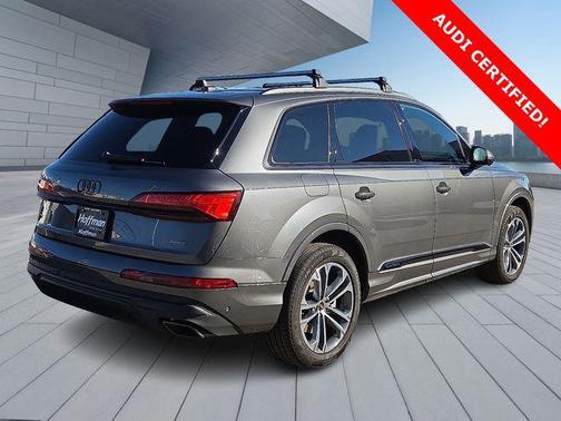 2025 Audi Q7 45 Premium
