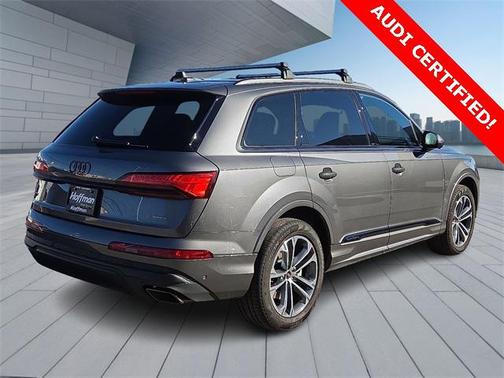 2025 Audi Q7 45 Premium