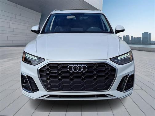 2024 Audi Q5 45 S line Premium