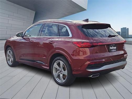 2025 Audi Q5 Prestige TFSI quattro S tronic