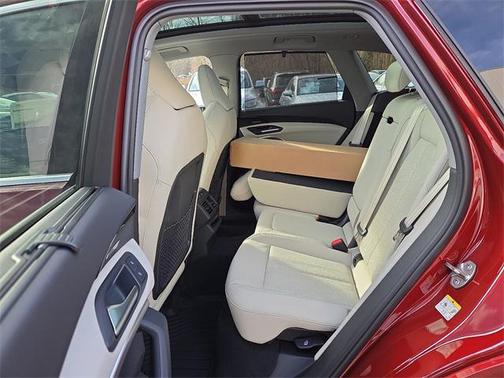 2025 Audi Q5 Prestige TFSI quattro S tronic