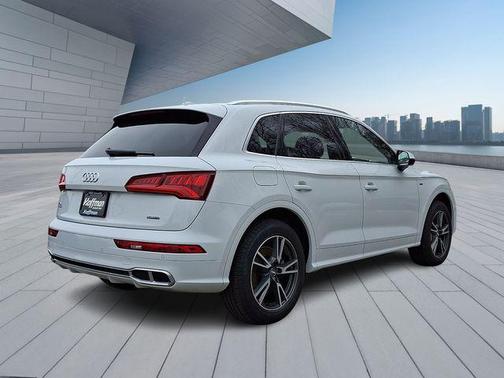 2020 Audi Q5 Premium Plus 55 TFSI e quattro S tronic