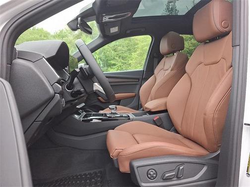 2025 Audi Q5 55 S line Premium Plus