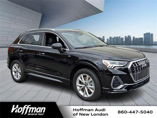 2025 Audi Q3 Premium 45 TFSI S line quattro Tiptronic