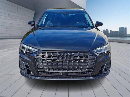 2023 Audi S8 4.0T