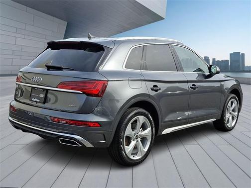 2025 Audi Q5 45 S line Premium Plus