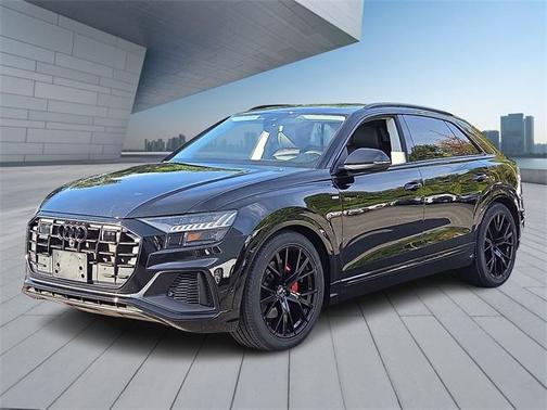 2023 Audi Q8 55 Prestige